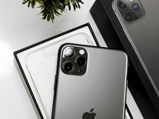 Cận cảnh iPhone 11 Pro Max Đen tại MinMobile: Không quá nổi bật nhưng vẫn đủ làm bạn "chết mê"