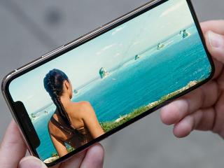 Màn hình smartphone của Samsung vẫn bất bại trên thị trường