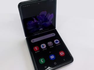 Mở hộp, trên tay và đánh giá Samsung Galaxy Z Flip xách tay Hàn Quốc đầu tiên tại Việt Nam