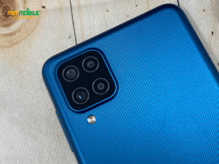 Có nên mua điện thoại Samsung A12?