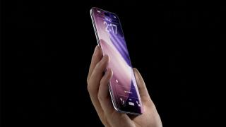 iPhone kỷ niệm 20 năm lộ diện: Thiết kế toàn kính, nút bấm haptic...