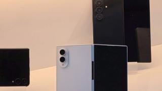 Nên mua Galaxy Z Fold7 ngay hay chờ Z Fold8?