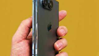 iPhone Ultra gập: Nội bộ Apple tiết lộ những gì khiến họ bất ngờ