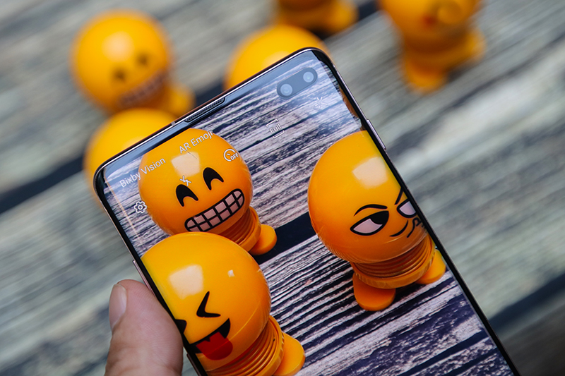 Samsung Galaxy S10 5G lướt 99% bản Hàn với cụm camera hiện đại