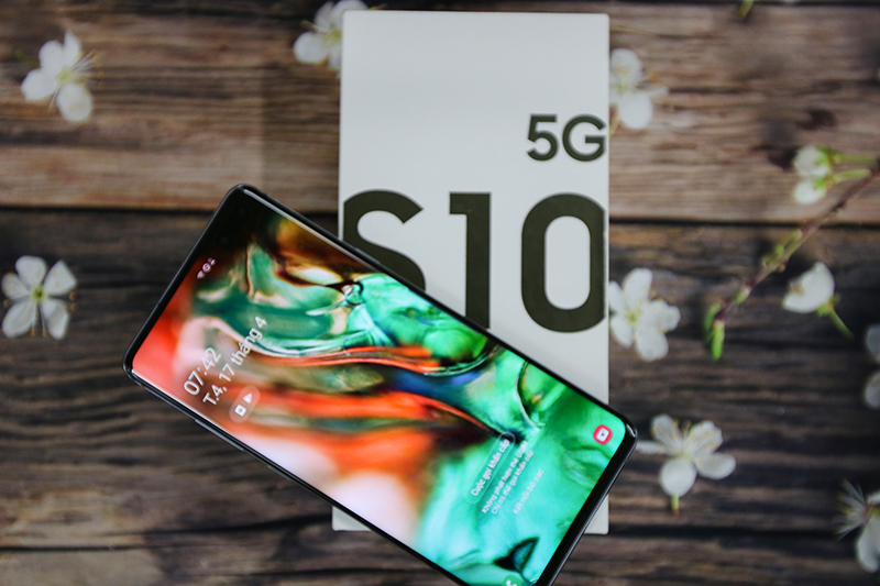 Màn hình đỉnh cao của Samsung Galaxy S10 5G bản Hàn