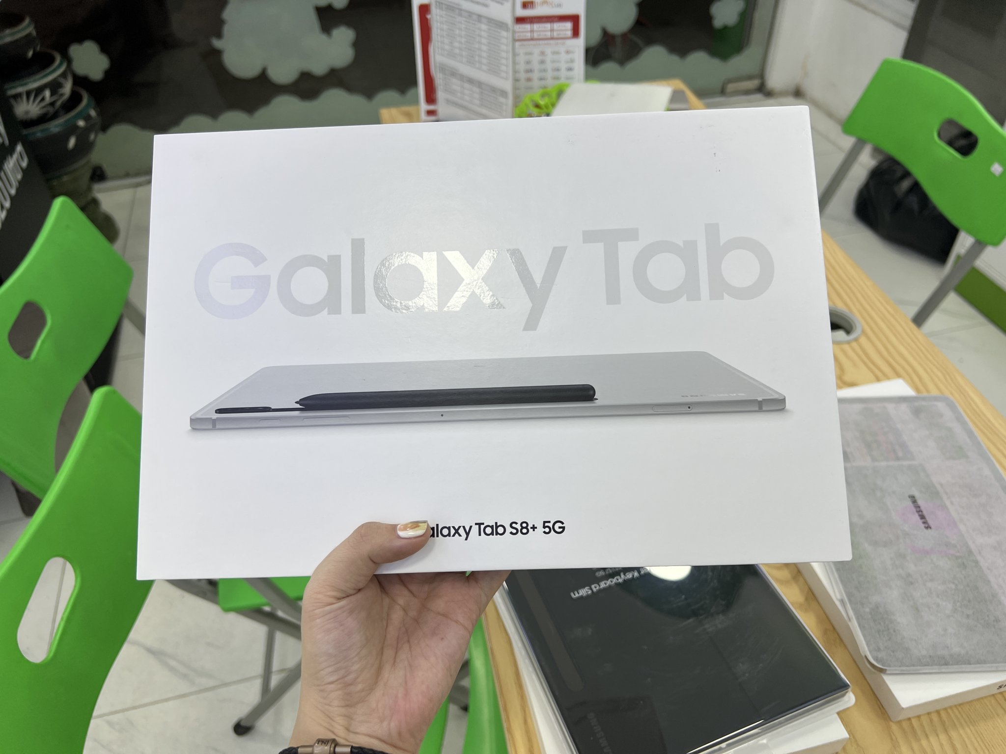 Mua Galaxy Tab S8 Plus tại MinMobile