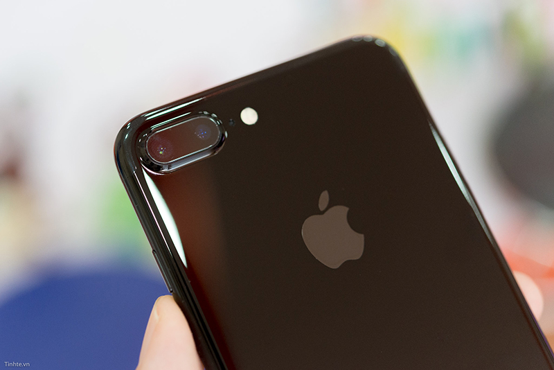 Cấu hình mạnh mẽ của iPhone 7 Plus 32GB Demo không hề kém cạnh các Flagship cao cấp