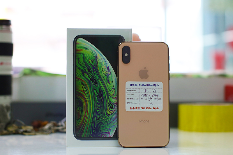 Nên mua iPhone XS phiên bản nào?