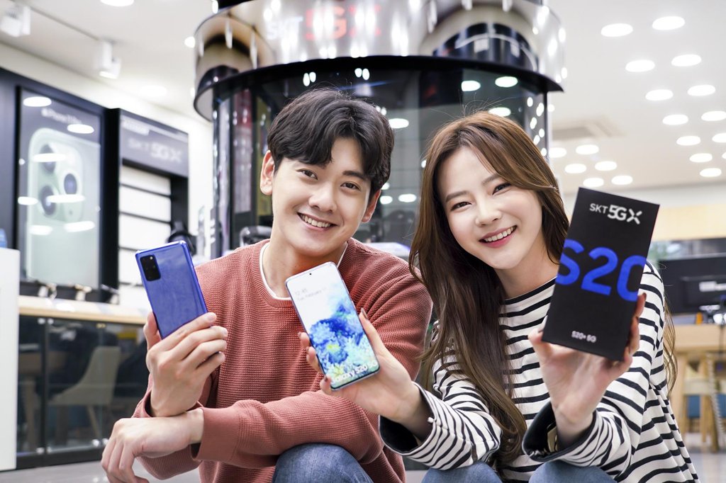Samsung Galaxy S20 Plus Hàn Quốc chạy chip Snapdragon 865