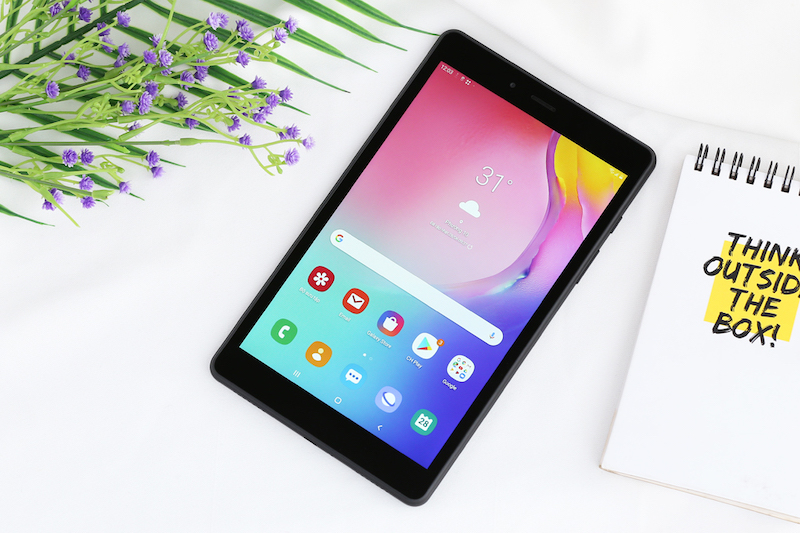 Màn hình với kích thước 8 inch mang đến trải nghiệm thoải mái khi sử dụng