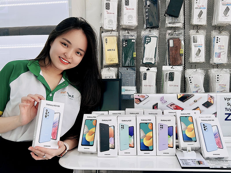 Mua điện thoại Samsung chính hãng giá rẻ