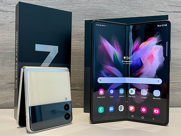 Bộ đôi điện thoại màn hình gập Galaxy Z Fold 3 và Galaxy Z Flip 3