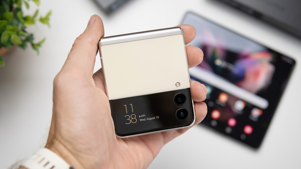 Thiết kế của Galaxy Z Flip 3 
