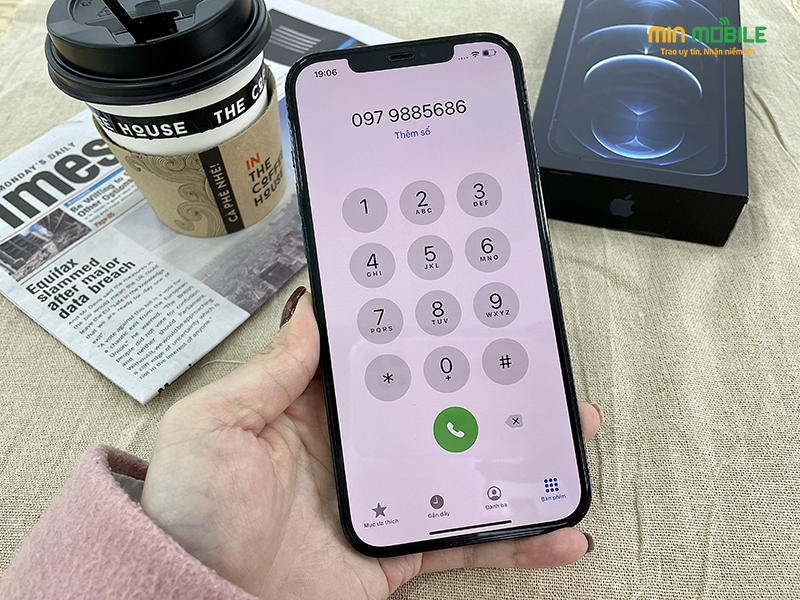 Màn hình 6.7 inch với khả năng hiển thị ấn tượng của iPhone 12 Pro Max