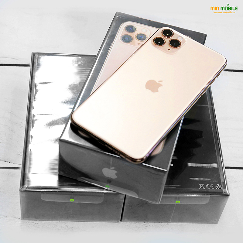 iPhone 11 Pro Max – Flagship được yêu thích nhất trong bộ ba, cháy hàng liên tục