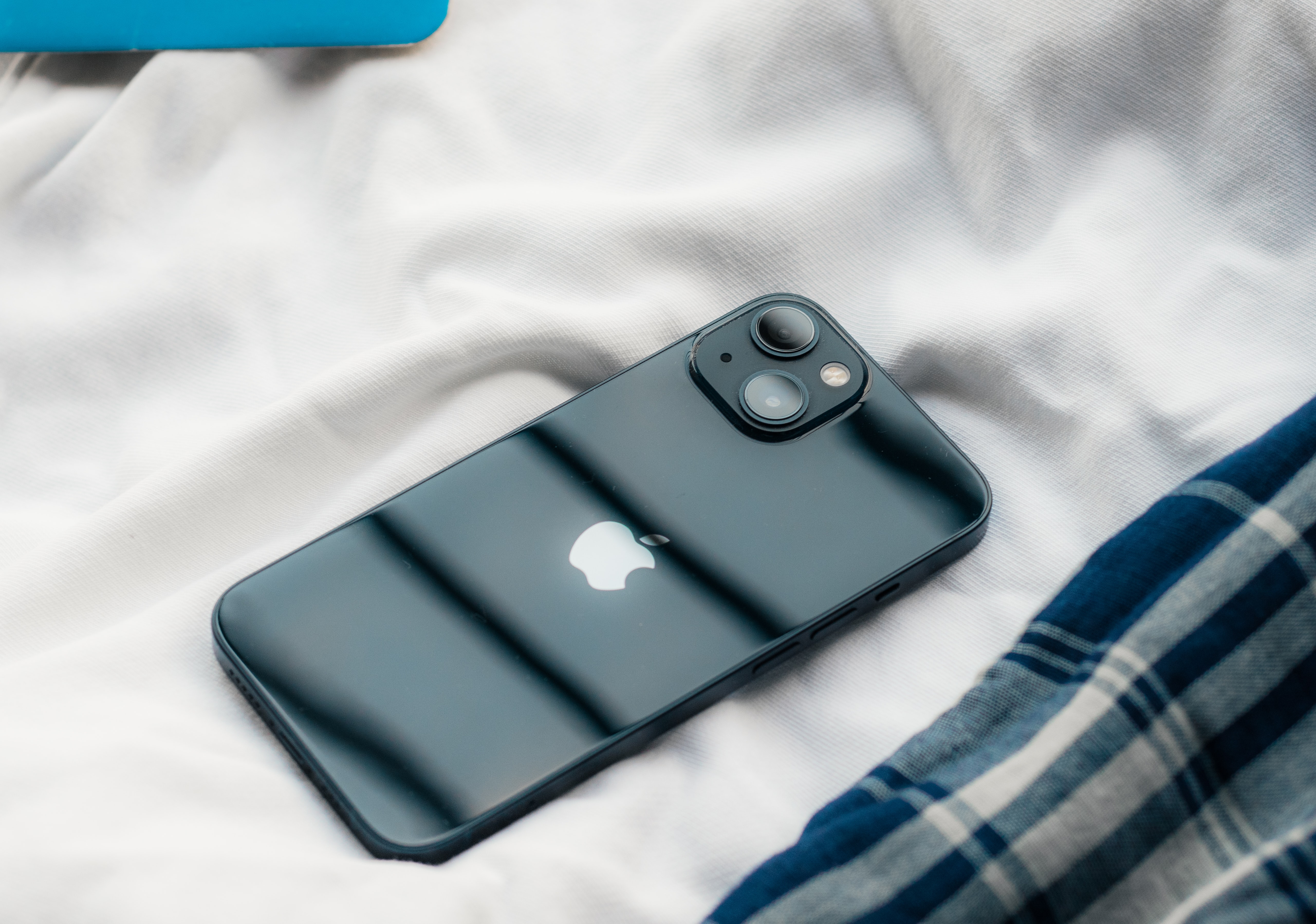 cụm camera sau của iPhone 13