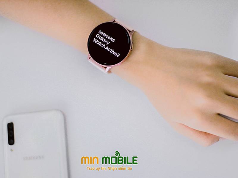 Thiết kế gọn gàng, bắt mắt của Galaxy Watch Active 2