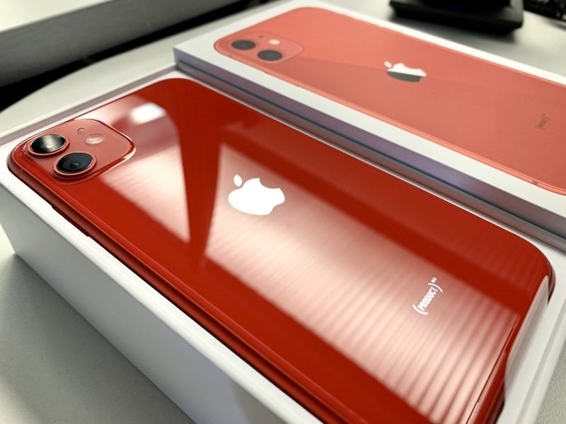 Những khách hàng đặt trước iPhone 11 đã đến tay