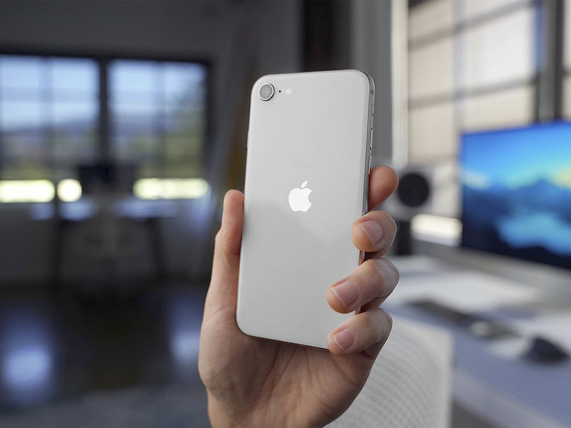 Về thiết kế, iPhone SE 2020 và iPhone 8 khác nhau duy nhất ở phần mặt lưng