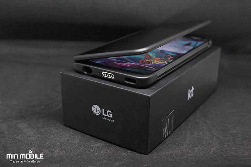 LG V50S ThinQ thiết kế hoàn hảo, chân sạc nam châm