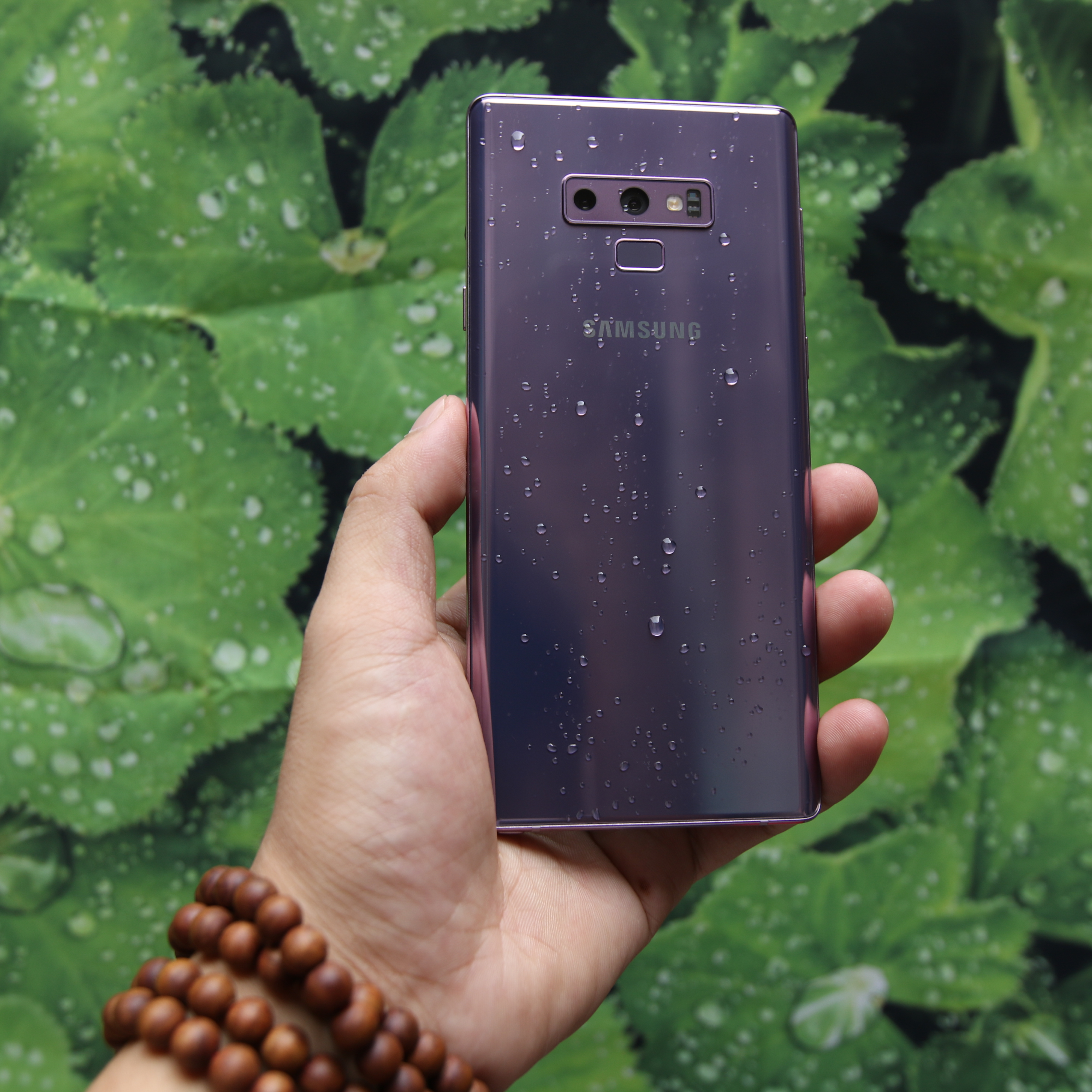 Samsung đã trang bị cho Galaxy Note 9 bản Hàn những gì?