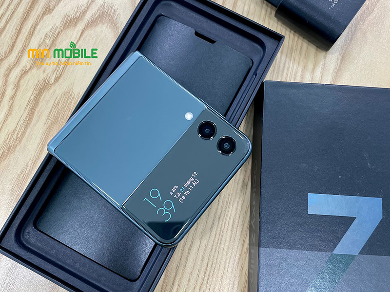 Màn hình phụ của Samsung Z Flip 3