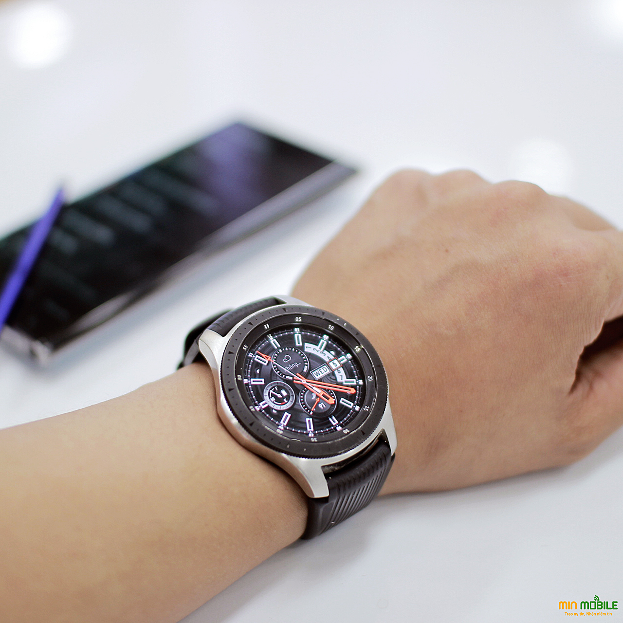 Galaxy Watch giá rẻ tại MinMobile