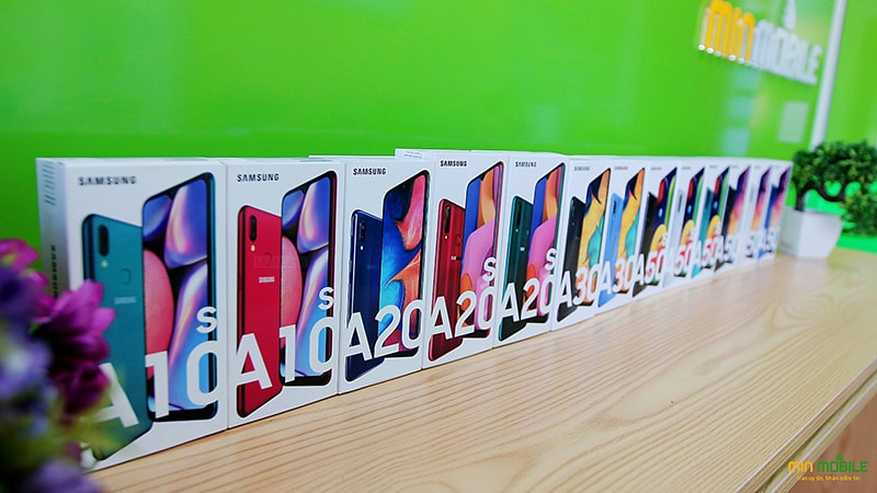 Samsung Galaxy A10s pin trâu, vượt trội