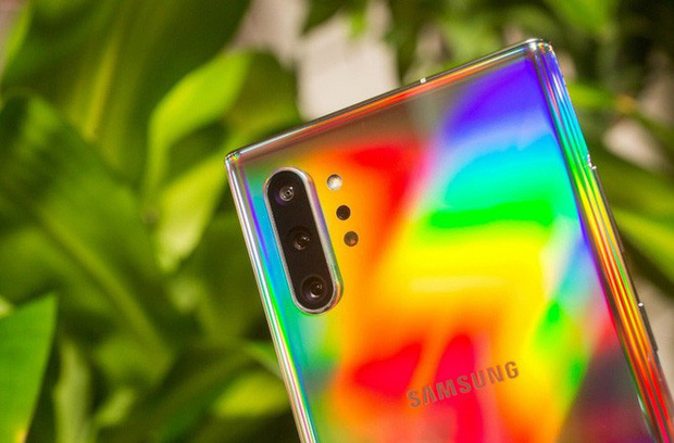 Thiết kế camera trên Galaxy Note 10 Plus xách tay Hàn Quốc 