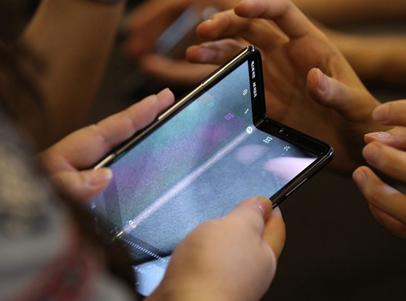 Mua Galaxy Fold 5G tại MinMobile Lạch Tray Hải Phòng