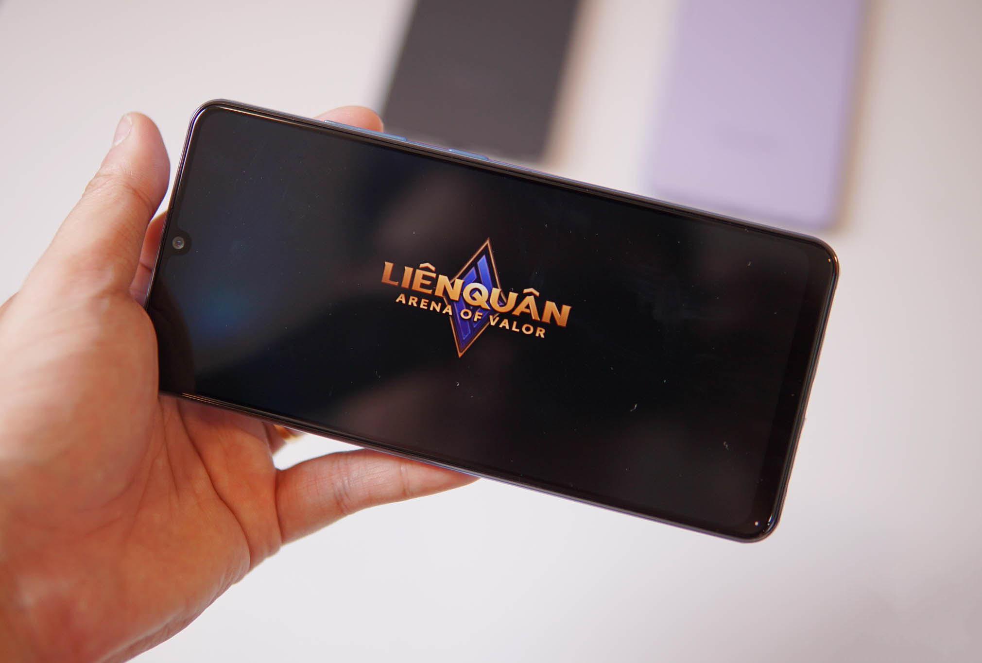 Màn hình Galaxy A32 với tần số quét 90Hz