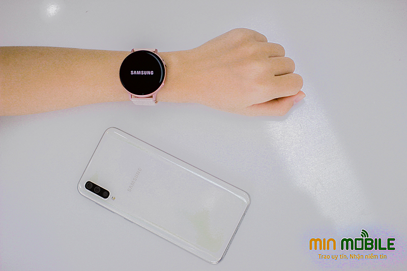 Bốn chức năng chính của Galaxy Watch là gì?