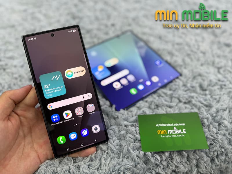 galaxy-z-fold7-xach-tay-han-quoc-hai-man-hinh-cuc-net-tren.jpg (56 KB)