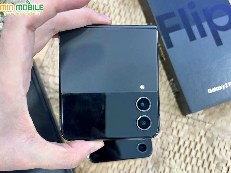 Samsung galaxy Z Flip 4 likenew xách tay Hàn 512Gb có hiệu năng mạnh mẽ