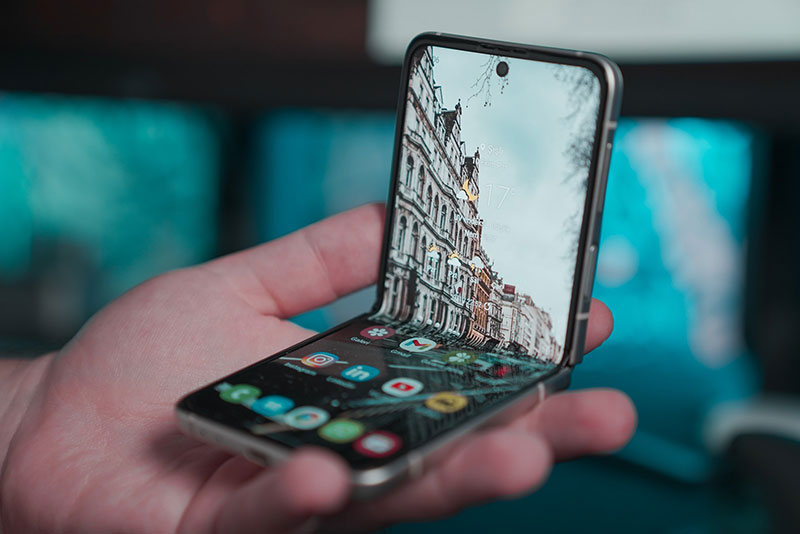 Galaxy Z Flip 5 512Gb sở hữu pin dung lượng khá lớn