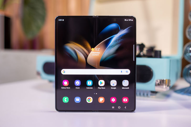 Galaxy Z Fold 4 likenew Hàn có màn hình sắc nét