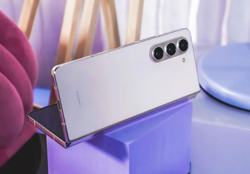 Galaxy Z Fold 5 512Gb có thiết kế ấn tượng 
