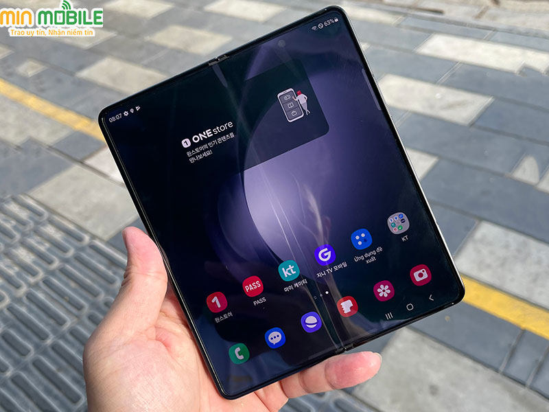 Màn hình sắc nét của Galaxy Z Fold5 likenew 256GB