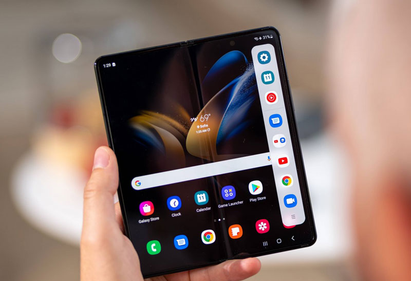 Màn hình cực rộng mang lại trải nghiệm tuyệt vời trên Galaxy Z Fold 5 