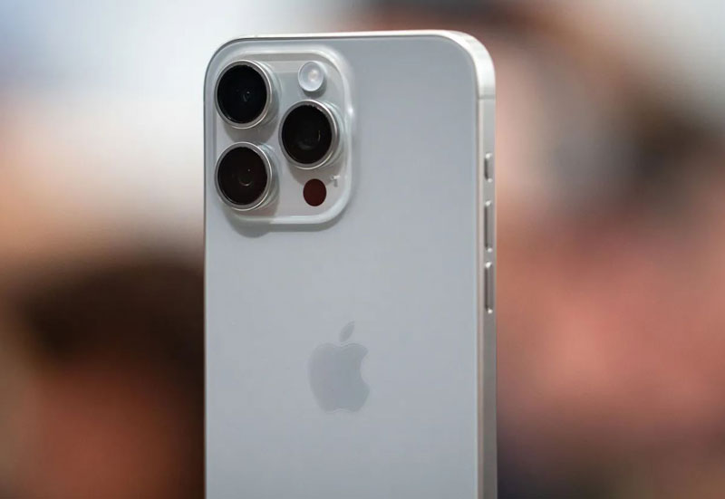 Viên pin có dung lượng lớn trên iPhone 15 Pro Max 256Gb