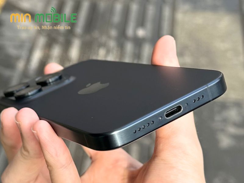 iphone15pro-1TB-h-thietke.jpg (52 KB)