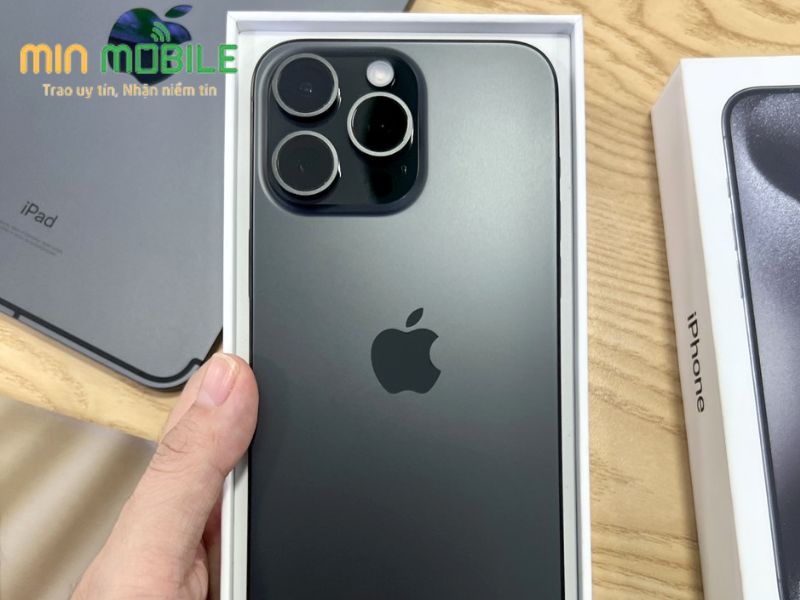 iphone15prx1tb-han-camera.jpg (61 KB)