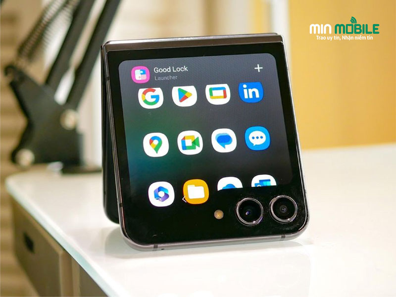 Điểm nổi bật của Galaxy Z Flip5 Retro Editon