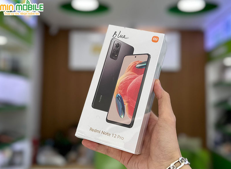 Redmi Note 12 Pro 5G có màn hình hiện đại