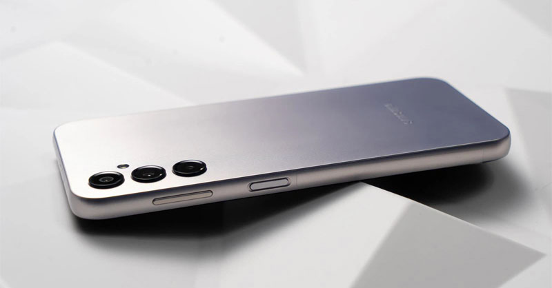 Galaxy A14 màu bạc sang trọng