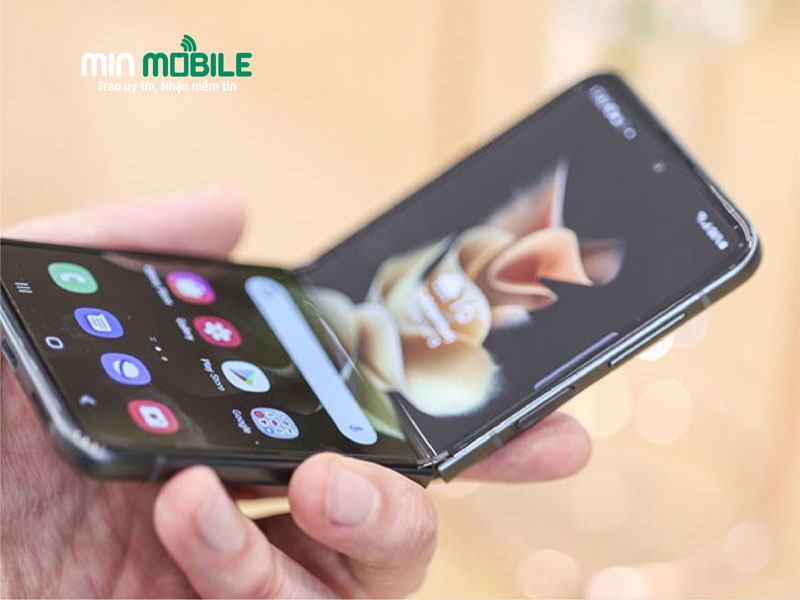Nhiều công nghệ hiện đại được tích hợp trên màn hình Dynamic AMOLED 2X
