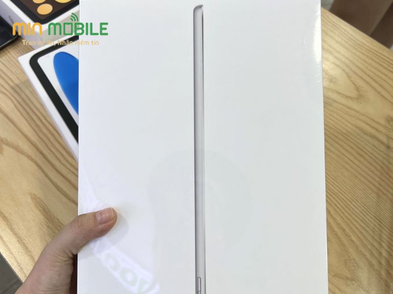ipadgen10-wf-64gbL_3-.jpg (48 KB)