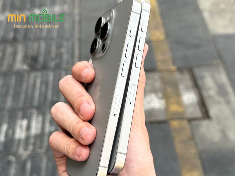 iphone15-pro-512-cu3-.jpg (60 KB)